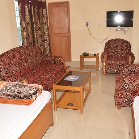 Hotel Kaustav Tezpur Ngoại thất bức ảnh