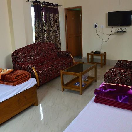 Hotel Kaustav Tezpur Ngoại thất bức ảnh