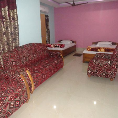 Hotel Kaustav Tezpur Ngoại thất bức ảnh