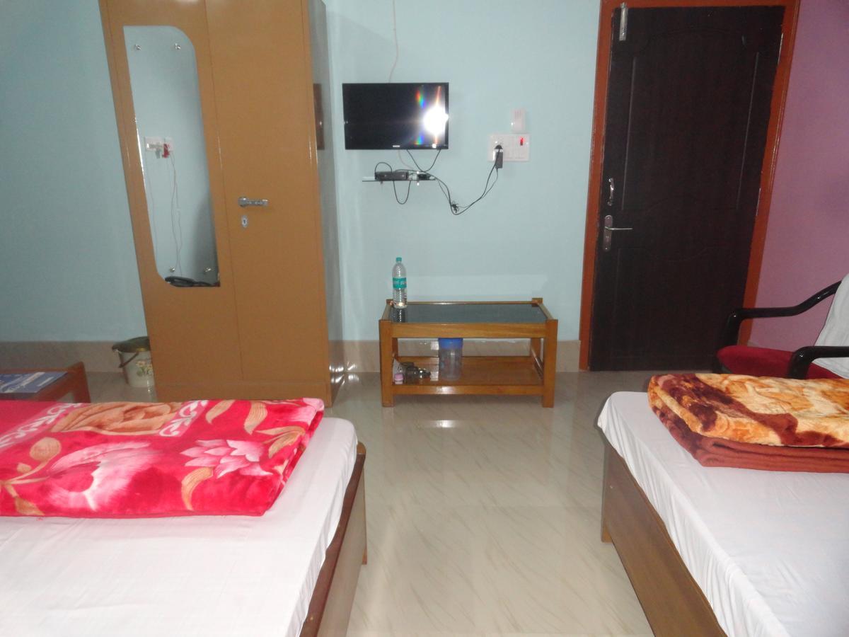 Hotel Kaustav Tezpur Ngoại thất bức ảnh