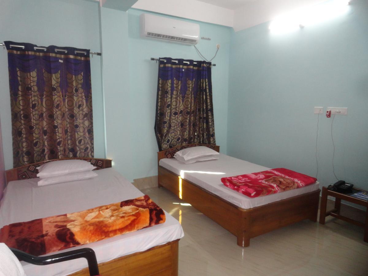 Hotel Kaustav Tezpur Ngoại thất bức ảnh
