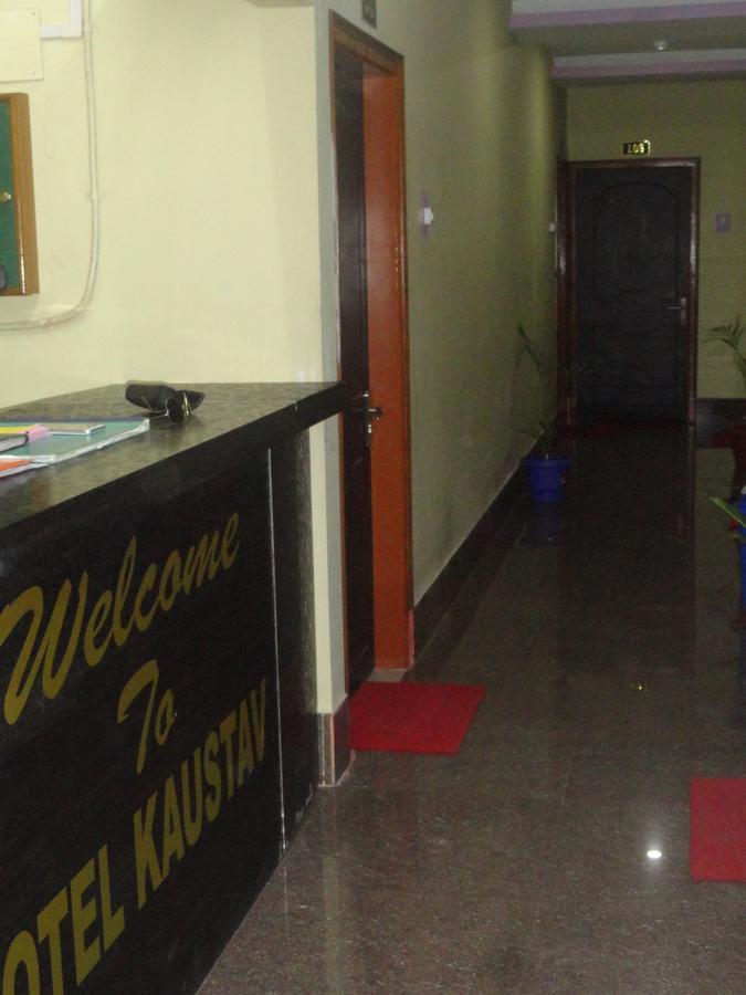 Hotel Kaustav Tezpur Ngoại thất bức ảnh
