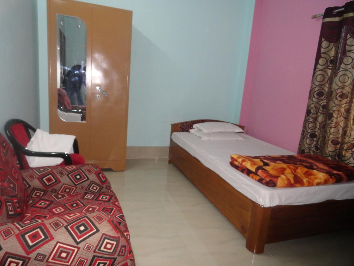 Hotel Kaustav Tezpur Ngoại thất bức ảnh
