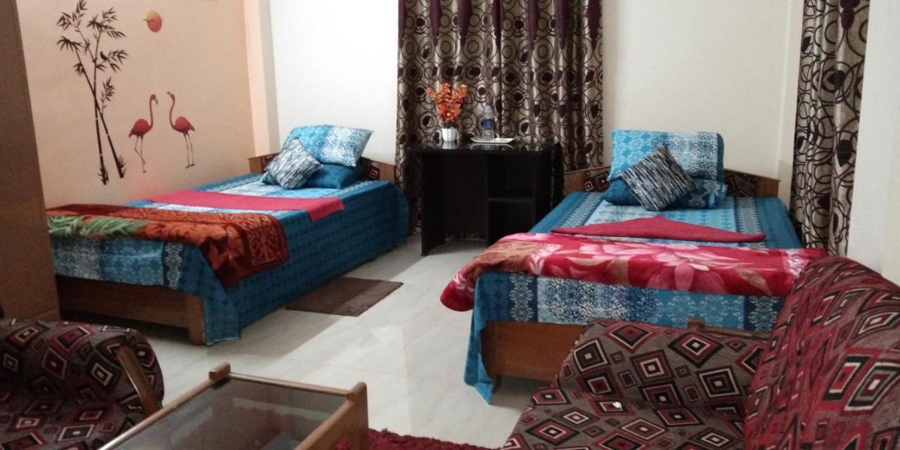 Hotel Kaustav Tezpur Phòng bức ảnh